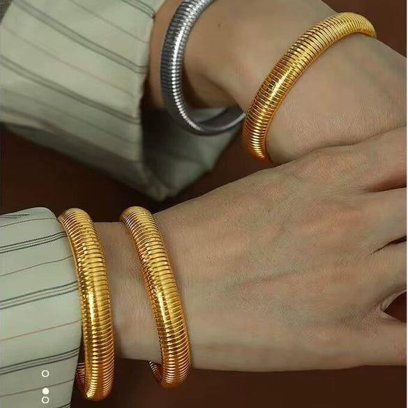 Stainless Steel Elastic Ring Bracelet Titanium Steel Plated 18K Gold Striped Electroplated Minimalist Bracelet