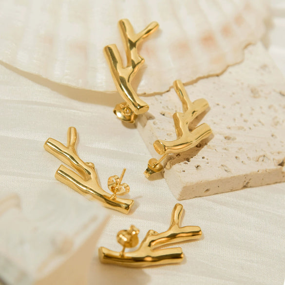 Stainless Steel Electroplated 18K Gold Fashion Personality Reindeer Antler Stud Earrings For Women