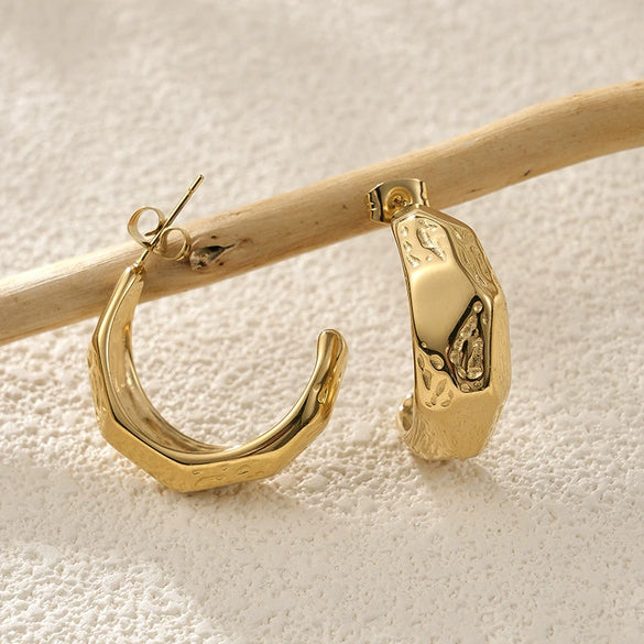 Stainless Steel Embossed Geometric Cshaped Earrings With Electroplating