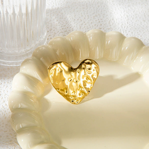 Stainless Steel Embossed Three Dimensional Opening Love Ring With Electroplating Design Unisex