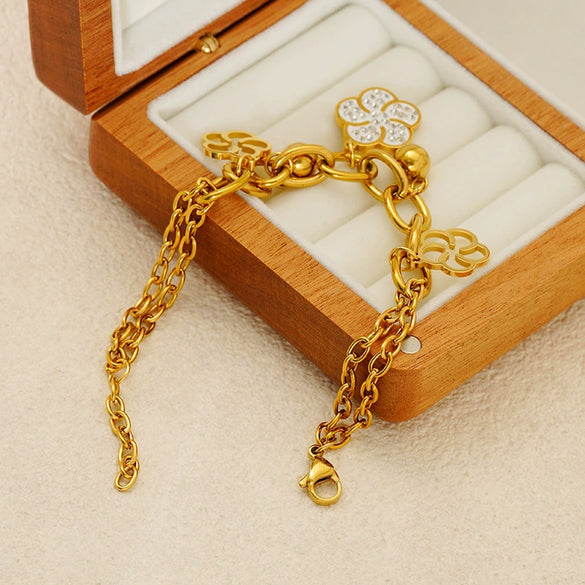 Stainless Steel Flower Diamond Women's Bracelet With Electroplating