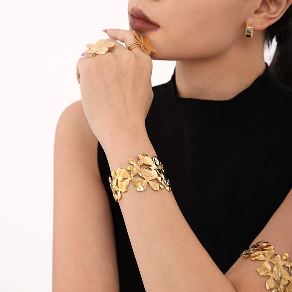 316L Stainless Steel French Flower Wide Opening Bracelet Pvd Electroplated Minimalist Geometric Style