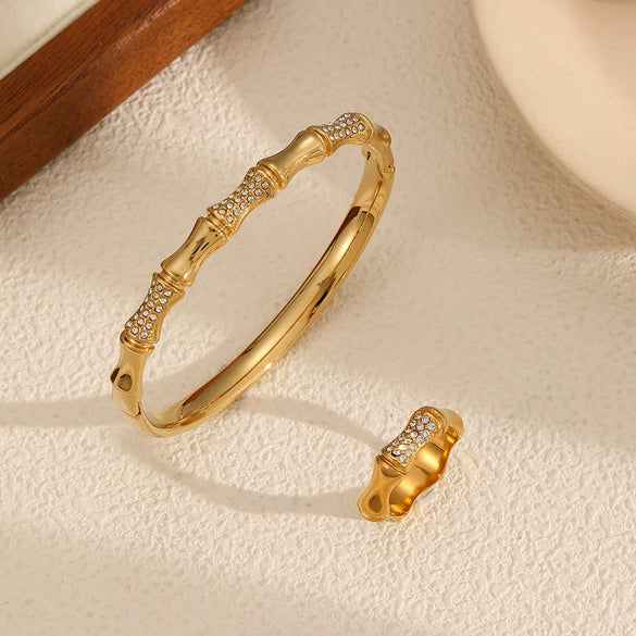 Stainless Steel Geometric Diamondencrusted Bracelet And Ring Set Highgrade Style