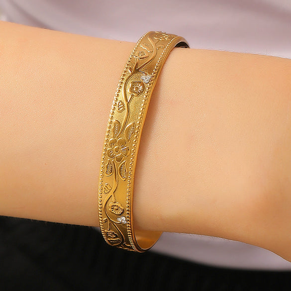 Stainless Steel Geometric Electroplated Wide Face Spring Open Bracelet