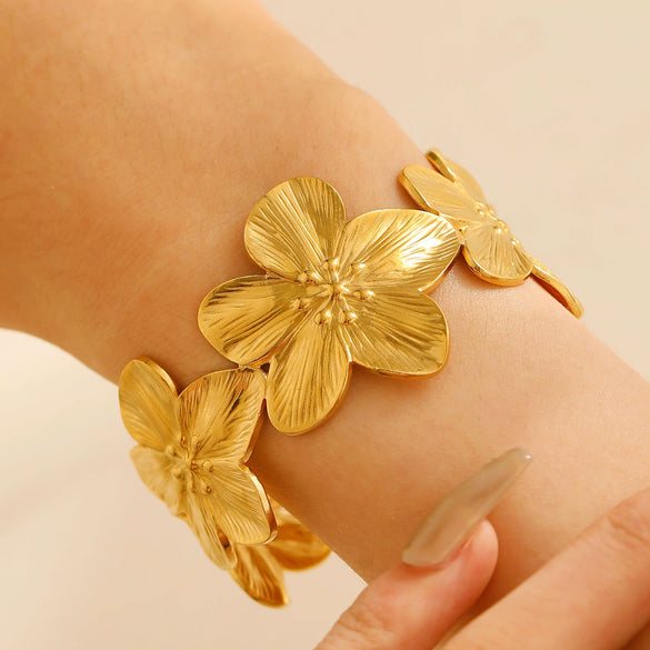 Stainless Steel Geometric Electroplated Wide Face Spring Open Bracelet