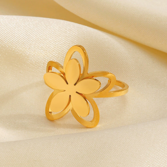 Stainless Steel Geometric Flower Ring For Ladies With Electroplating