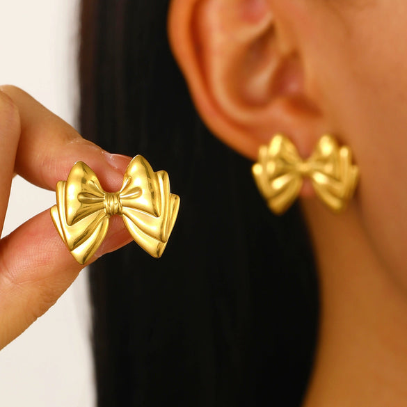 Stainless Steel Geometric Heart Shape Electroplated Women's Earrings Stud