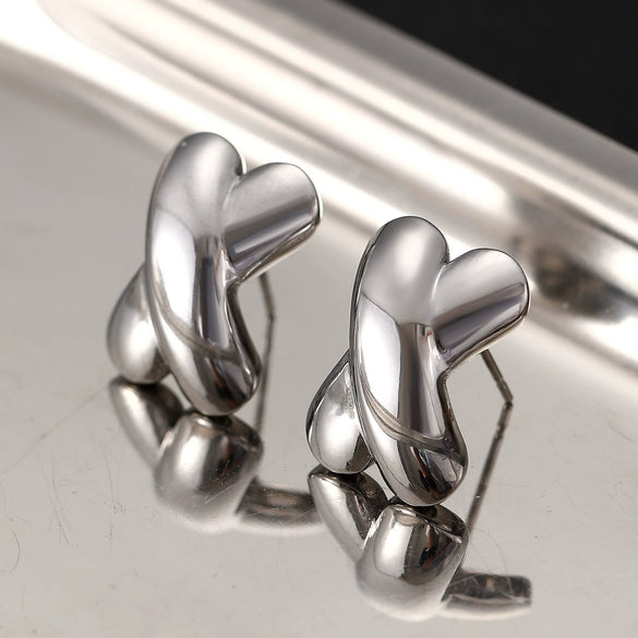 Stainless Steel Geometric Heart Shape Electroplated Women's Earrings Stud