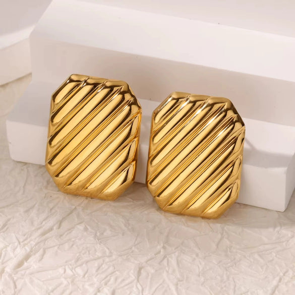 Stainless Steel Geometric Heart Striped Earrings For Women With Electroplating Design