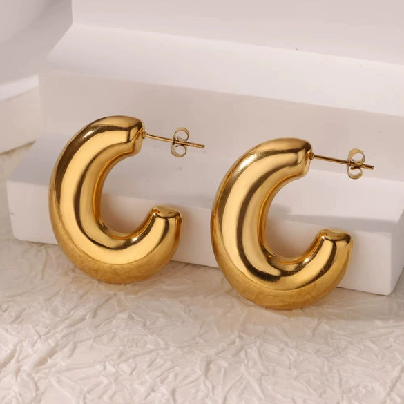 Stainless Steel Geometric Heart Striped Earrings For Women With Electroplating Design
