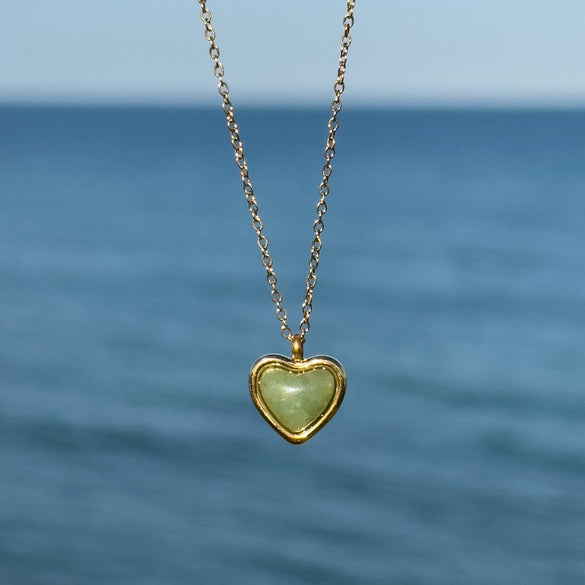 Stainless Steel Geometric Heartshaped Imitation Natural Stone Red Agate Pendant Necklace Electroplated 18K Gold Color Preservation O Chain