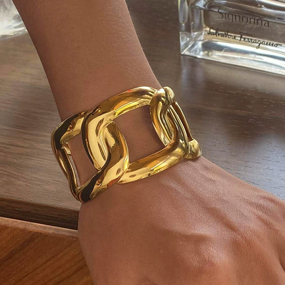 Stainless Steel Geometric Hollow Electroplated Bracelet