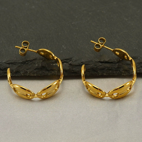 Stainless Steel Geometric Hollow Pig Nose Earrings Electroplated Fashion Design