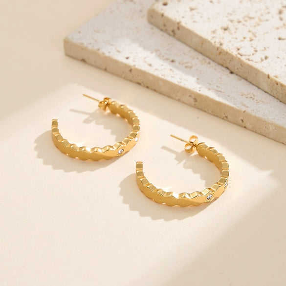 Stainless Steel Geometric Honeycomb Vacuum Real Gold Plated Unisex Earrings With Original Design