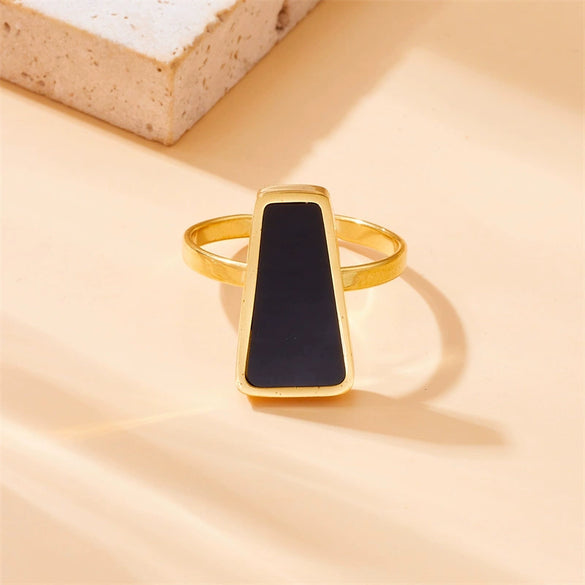 Stainless Steel Geometric Quadrilateral Pendant Jewelry Set With Electroplating And Snake Bone Chain Highend Cold Retro Style