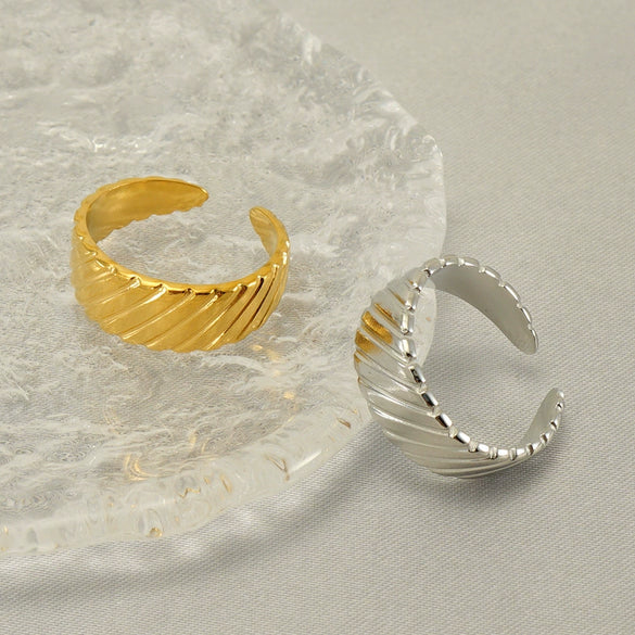 Stainless Steel Geometric Ring For Women Electroplated Fashion Style