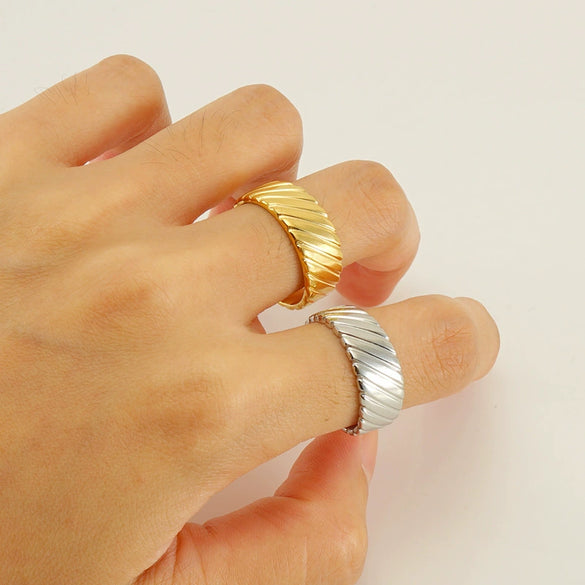 Stainless Steel Geometric Ring For Women Electroplated Fashion Style