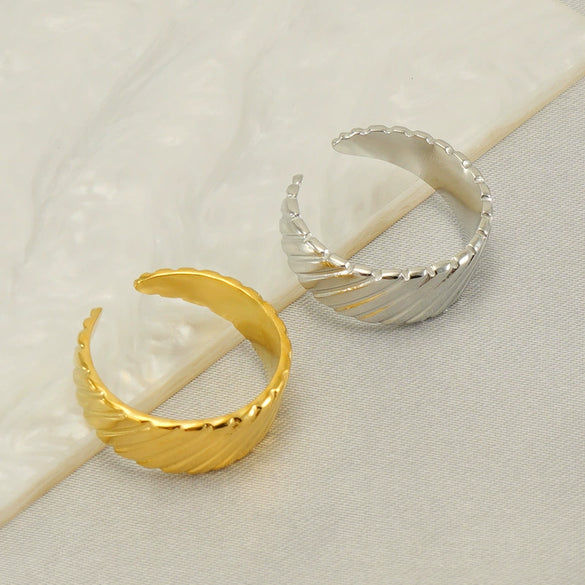 Stainless Steel Geometric Ring For Women Electroplated Fashion Style