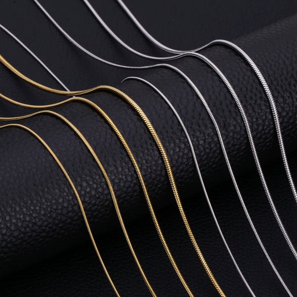Stainless Steel Geometric Snake Bone Chain Necklace With Pendant For Unisex Electroplating Style