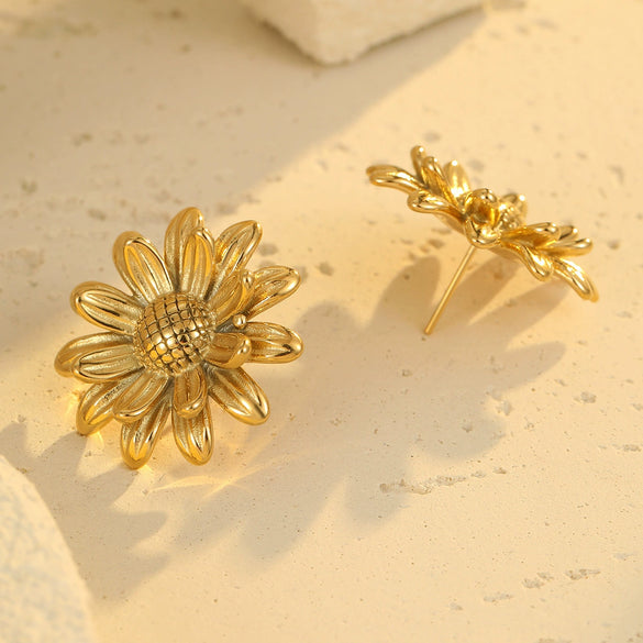 Stainless Steel Geometric Stud Earrings Electroplated Fashion Design For Women