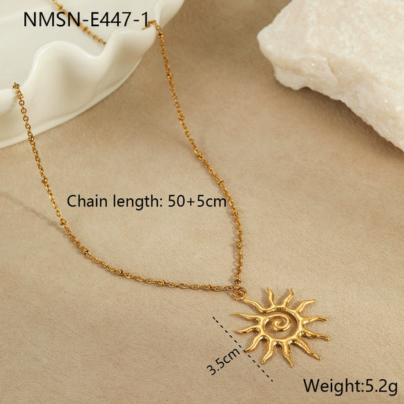 Stainless Steel Geometric Sun Pendant Clavicle Chain Necklace Plated With 18K Gold Fashion Jewelry