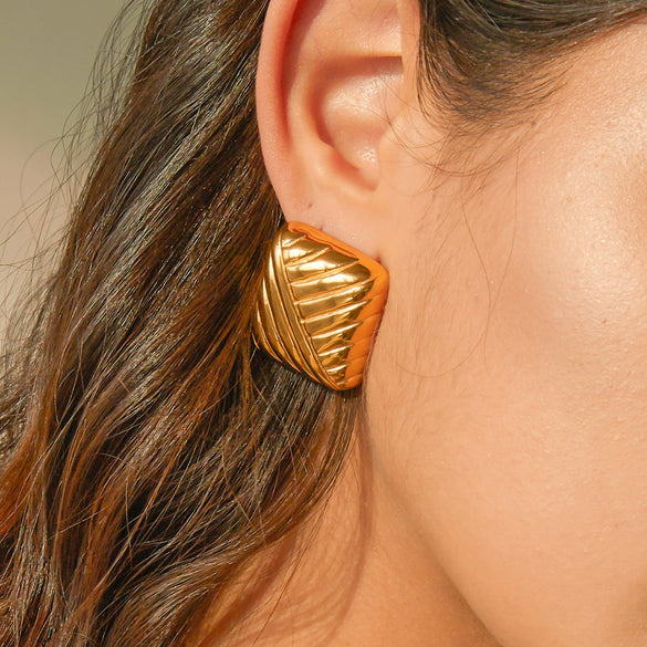 Stainless Steel Geometric Thread Wave Strip Earrings With 18K Gold Non Fading Electroplating For Women