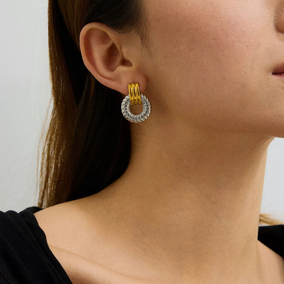 Stainless Steel Geometric Women's Earrings With Electroplating