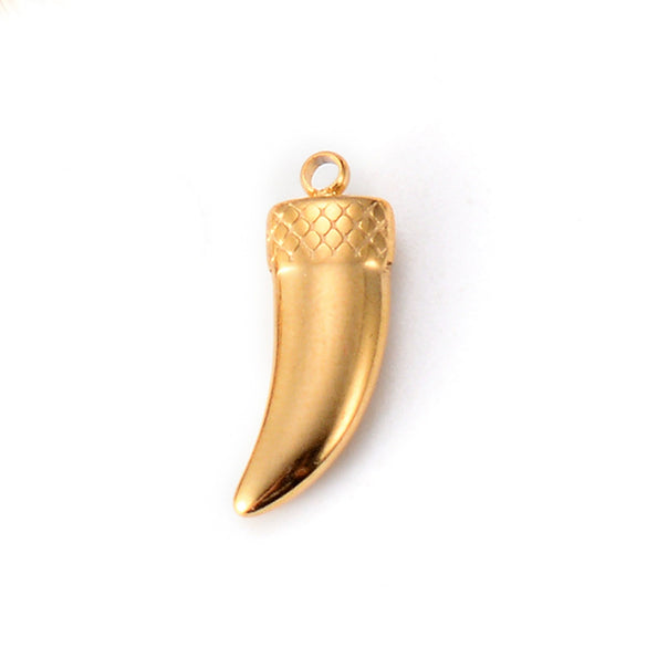 Stainless Steel Ginkgo Leaf And Pepper Leaves Flower Pendant Jewelry With Electroplating Treatment