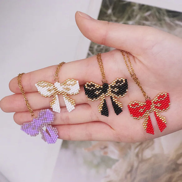 Wholesale Jewelry Casual Elegant Bow Knot 304 Stainless Steel Glass Beads Gold Plated Braid Pendant Necklace