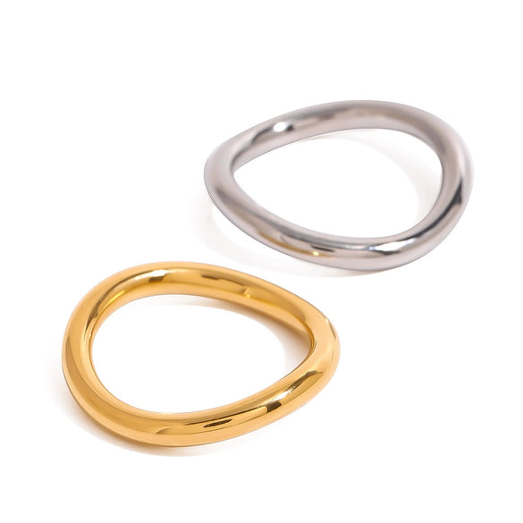 Stainless Steel Gold And Silver Smooth Wave Ring Electroplated Minimalist Women's Jewelry