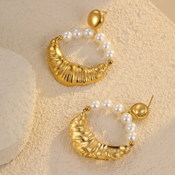 Stainless Steel Gold Horn Pearl Pendant Earrings Electroplated For Women Fashion Style