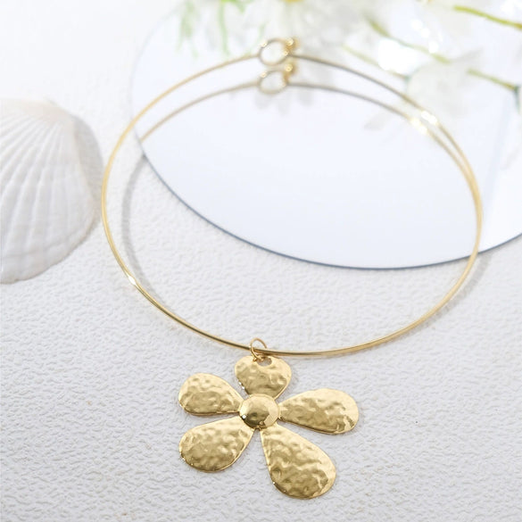 Stainless Steel Gold Plated Flower Pendant Personality Women's Jewelry