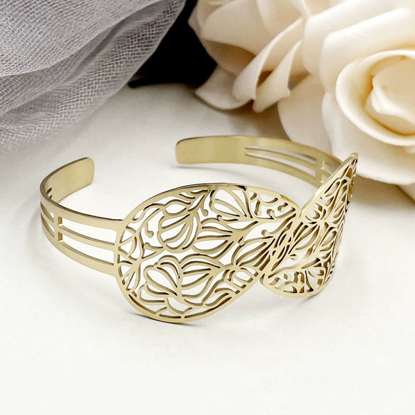 Stainless Steel Gold Plated Hollow Leaves Retro Bracelet For Women