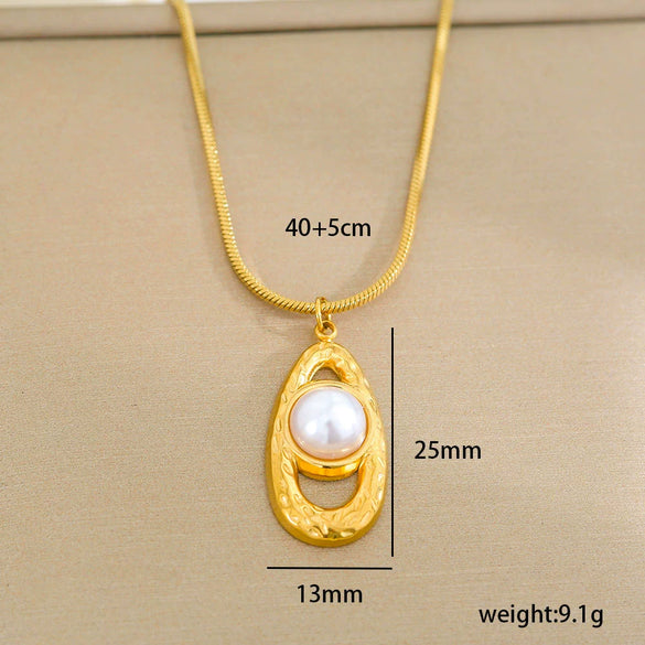 Stainless Steel Gold Plated Pearl Casting Heart Pendant Necklace With Titanium Steel Shell Clavicle Chain Electroplated Geometric Pattern For Women