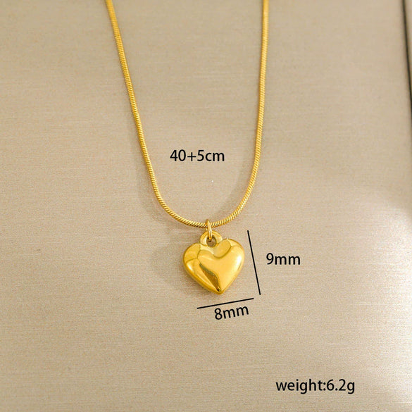 Stainless Steel Gold Plated Pearl Casting Heart Pendant Necklace With Titanium Steel Shell Clavicle Chain Electroplated Geometric Pattern For Women
