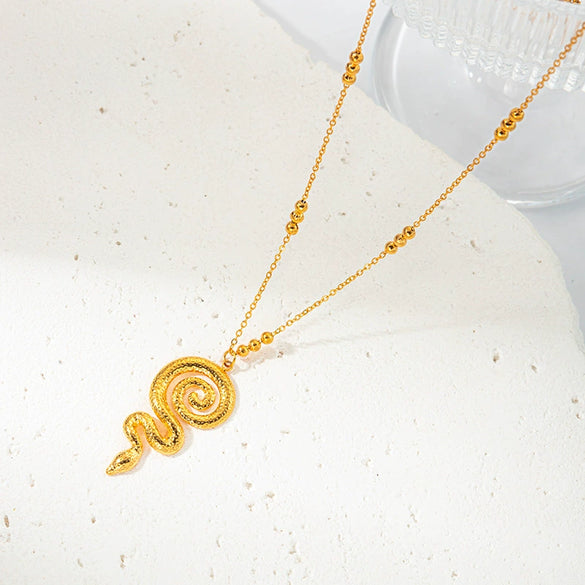 Stainless Steel Goldplated Animal Snake Pendant Necklace Fashionable Unisex Jewelry