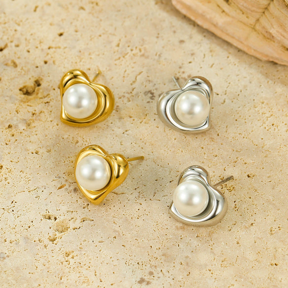 Stainless Steel Goldplated Heart Inlaid Pearl Earrings Retro Light Luxury Style
