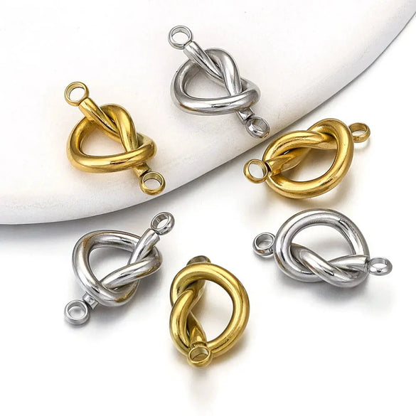 Stainless Steel Goldplated Heartshaped Connector Pendant Jewelry Accessories With Totem Pattern For Diy Necklace Earrings