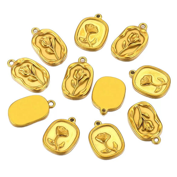 Stainless Steel Handmade Exquisite Simple Niche Rose Flower Pendant Necklace With Gold Plated Treatment