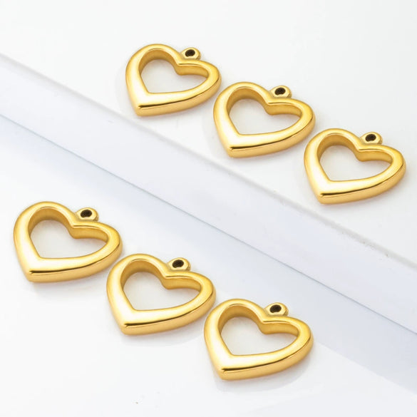 Stainless Steel Heart Cut Out Necklace Pendant Fashion Diy Jewelry Accessories Electroplating