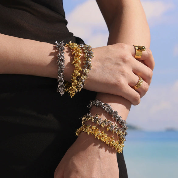 Stainless Steel Heart Geometric Fashion Electroplated Hand Jewelry Bracelet For Women