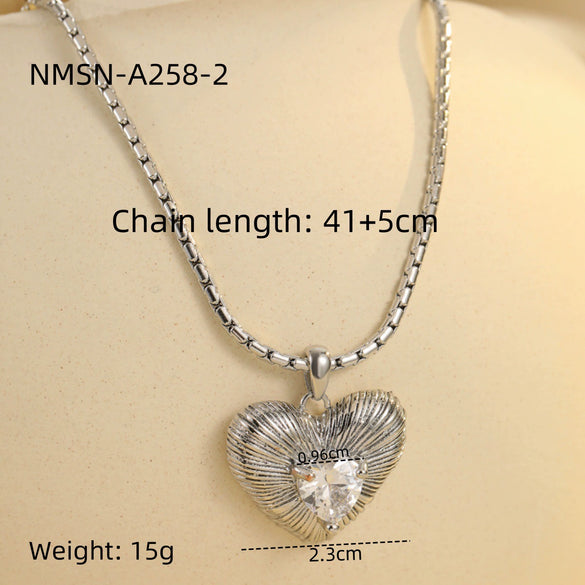Stainless Steel Heart Geometric Pattern Electroplated Pendant Necklace For Women