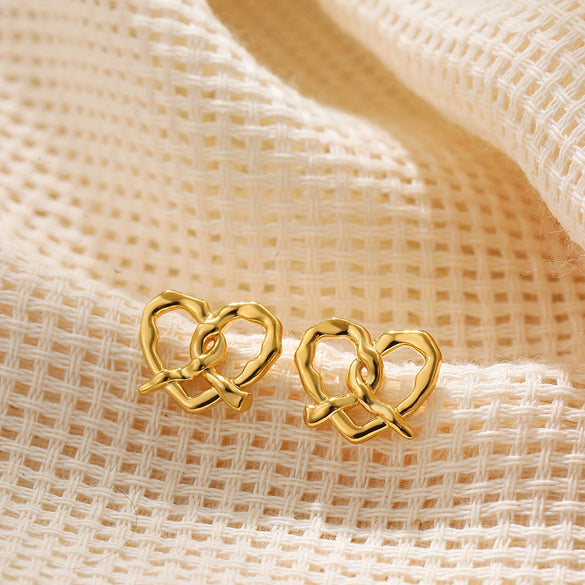Stainless Steel Heart Pattern Cold Style Electroplated Female Ear Stud Earrings