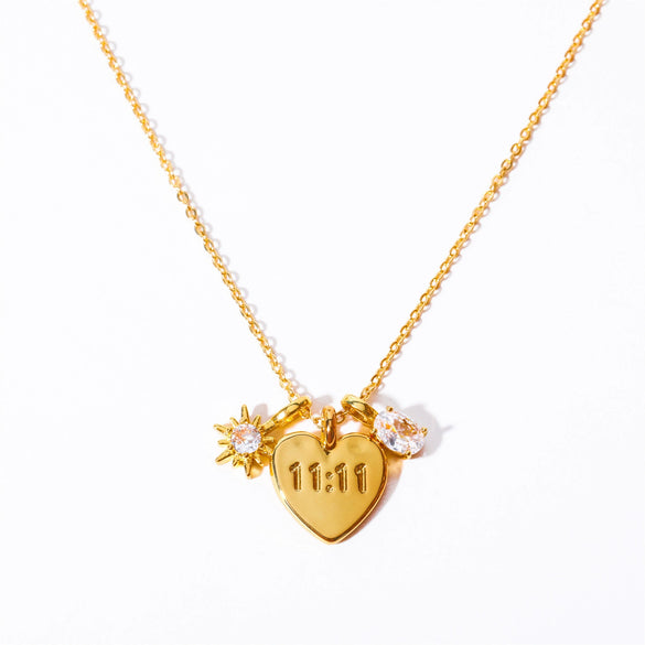 Stainless Steel Heart Pendant Necklace Double Sided Heart Retro Style Furnace Vacuum Plating Jewelry For Women