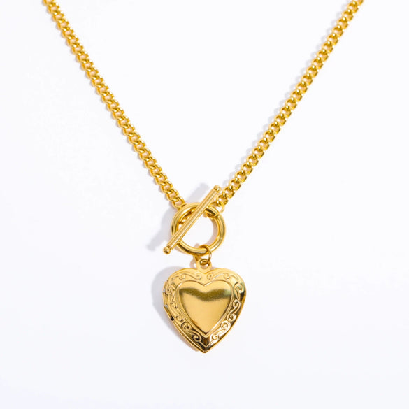 Stainless Steel Heart Pendant Necklace With Electroplating For Women