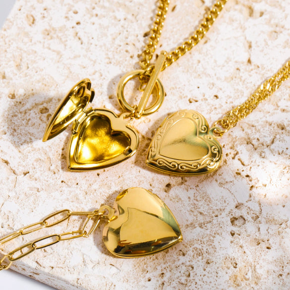 Stainless Steel Heart Pendant Necklace With Electroplating For Women