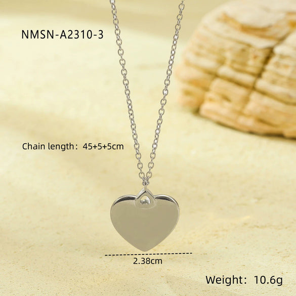 Stainless Steel Heart Shape Fashion Clavicle Chain Pendant Necklace With Electroplating