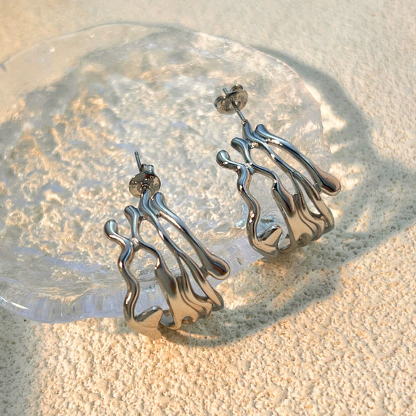 Stainless Steel Heart Shape Geometric Electroplated Exaggerated Light Luxury Couple Style Earrings