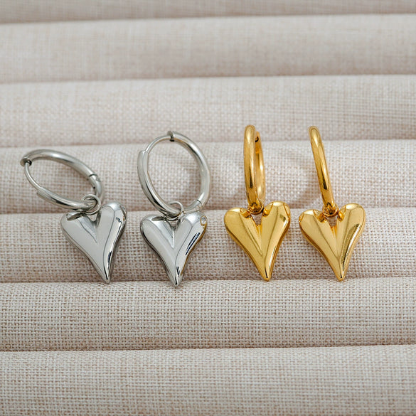 Stainless Steel Heart Shape Pendant And Earrings Minimalist Style Goldplated Electroplating