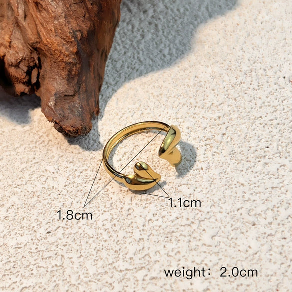 Stainless Steel Heart Shape Ring Electroplated 18K Gold Minimalist Geometric Jewelry